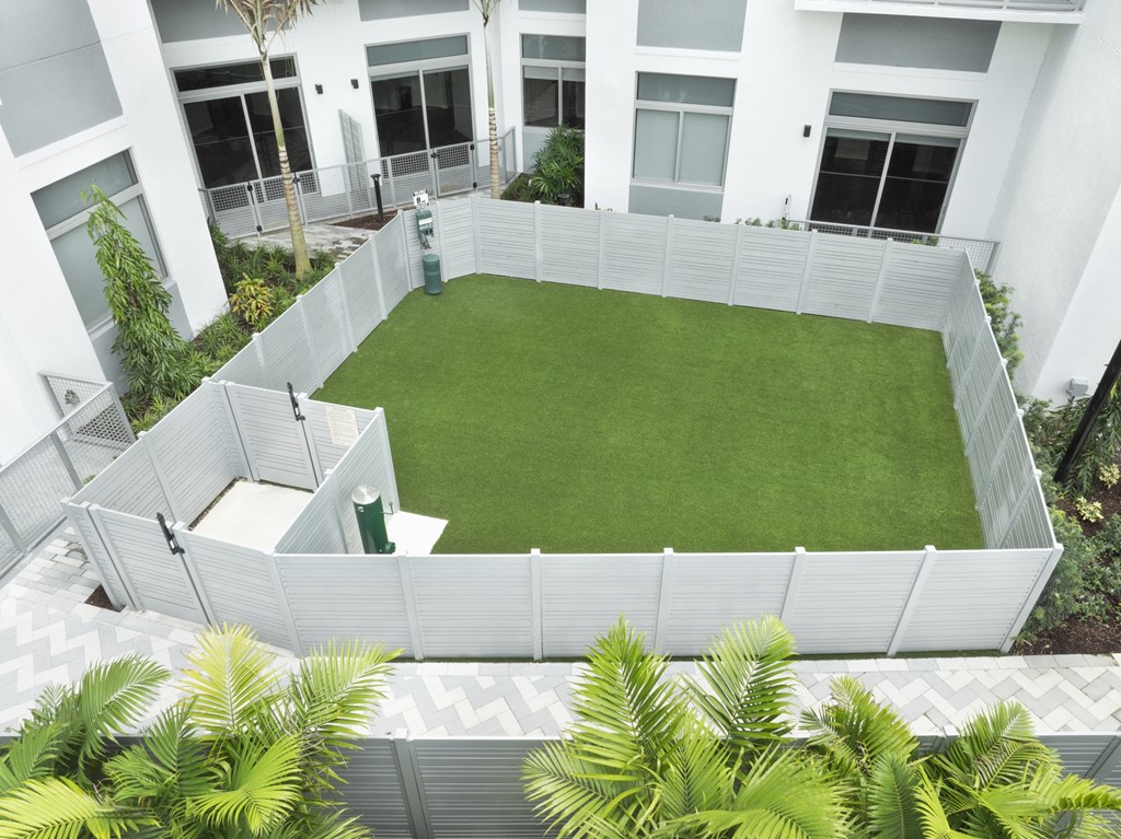 Large Pet Park at The Marc Luxury Apartments in Palm Beach Gardens FL