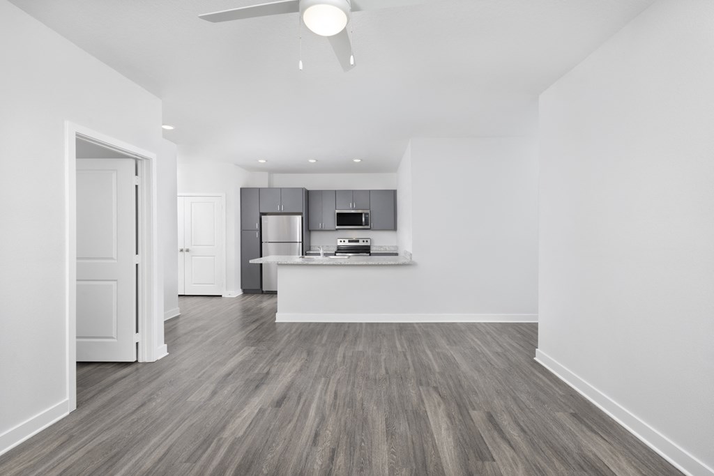 Spacious apartments at Jackson Palms Affordable Apartments in Jacksonville FL