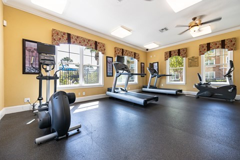 Gym at Kensington Gardens Affordable Apartments in Riverview FL
