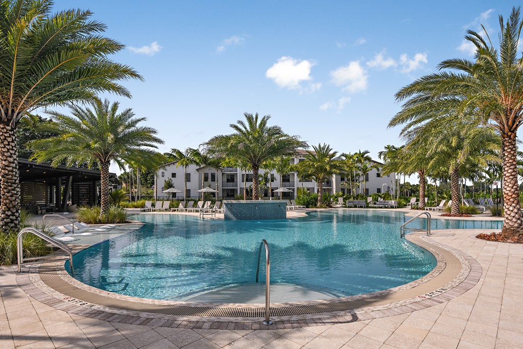 Swimming Pool at Boca Vue Apartments in Boca Raton FL