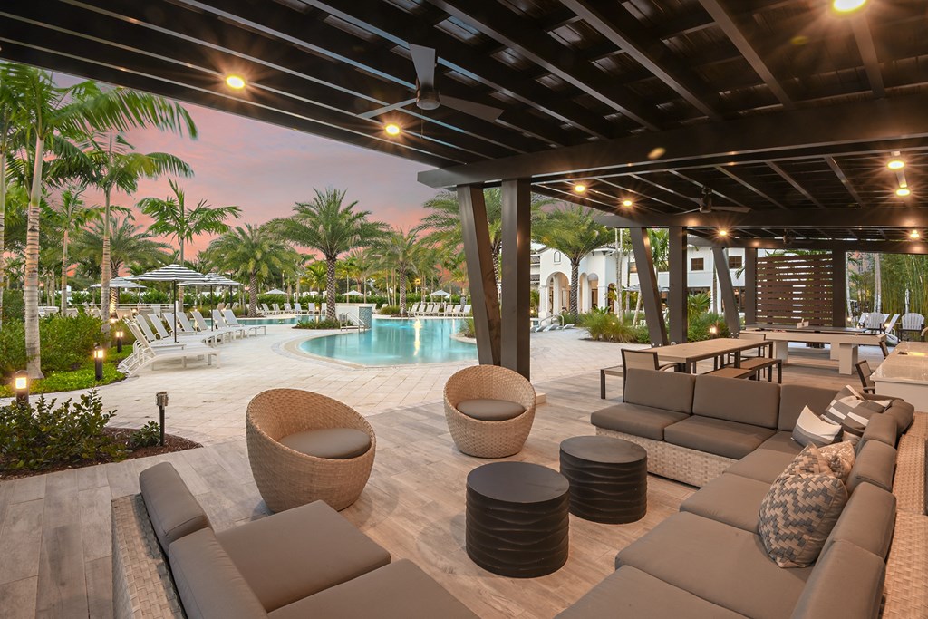 Covered Veranda at Boca Vue Apartments in Boca Raton FL