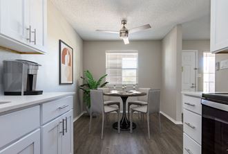 8401 Spain Road NE 1-2 Beds Apartment for Rent - Photo Gallery 3