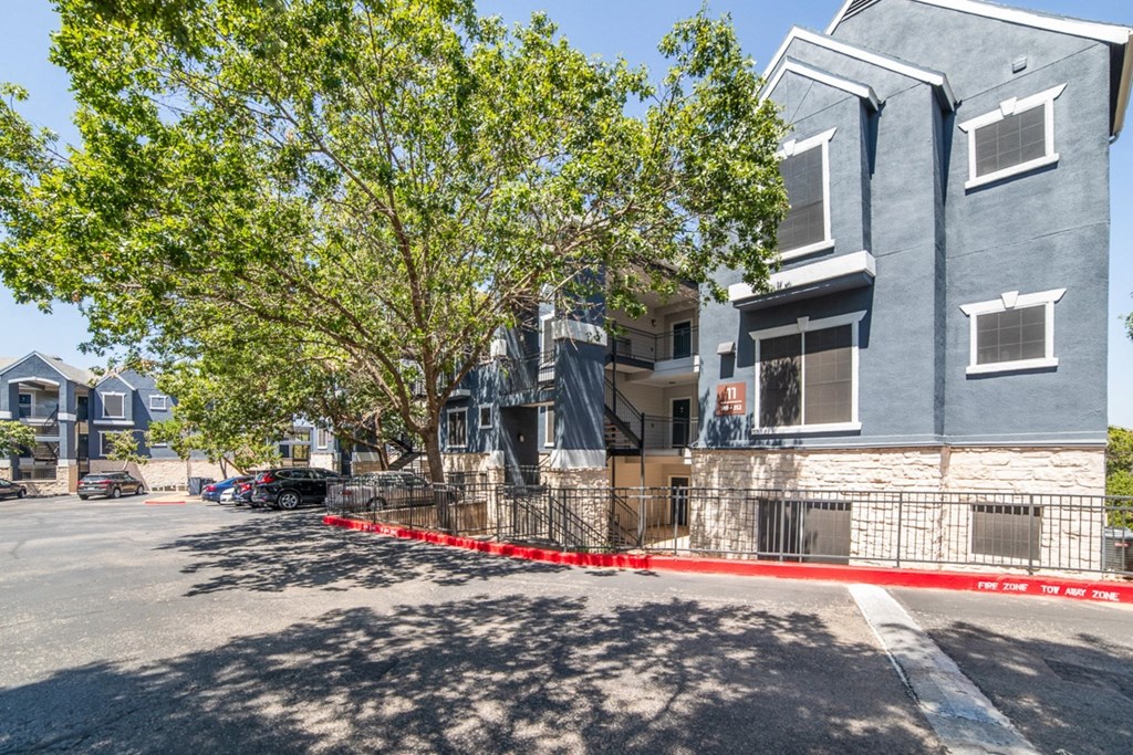 Exterior at Madison at the Arboretum, Austin