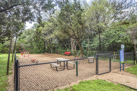 Dog Bark Dog Bark at River Stone Ranch, Austin