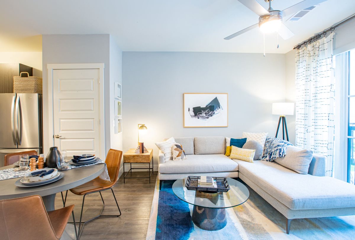 511 Meeting Apartments