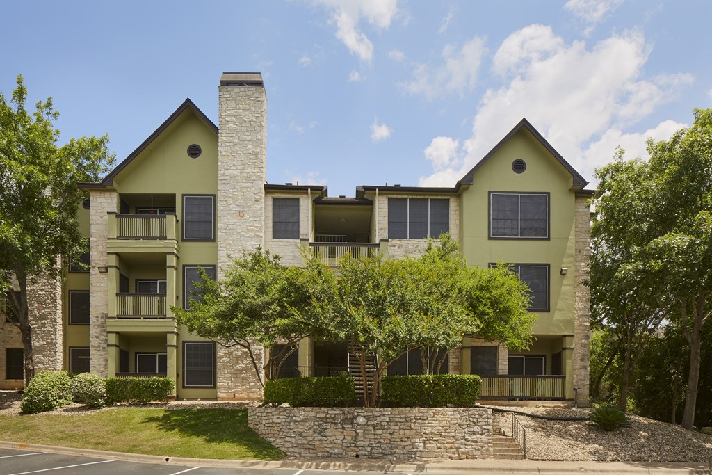 Apartment Exterior Apartment Exterior at Museo, Austin, TX