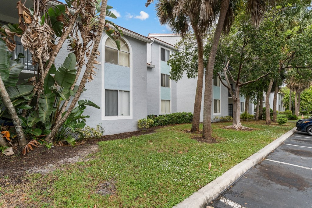 Exterior at Cypress Shores, Florida