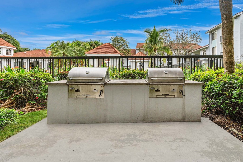 Grilling Area at Cypress Shores, Coconut Creek
