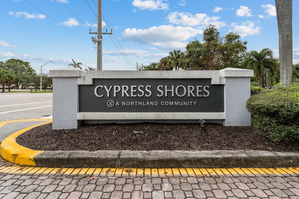 Welcome to Cypress Shores at Cypress Shores, Coconut Creek