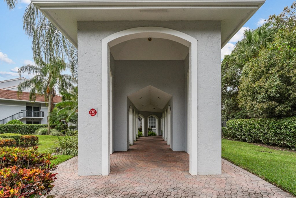 Walkways at Cypress Shores, Coconut Creek