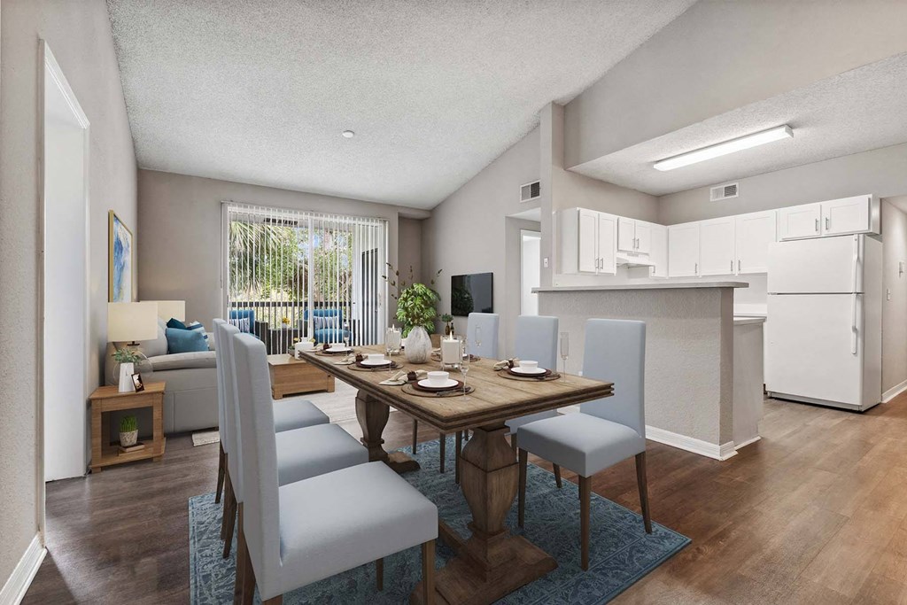 Dining Space at Cypress Shores, Coconut Creek