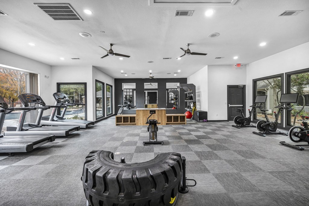 State Of The Art Fitness Center | Lodge at Lakeline Village