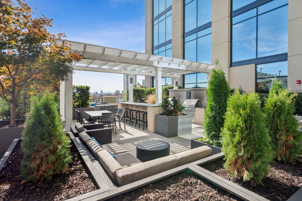 Outdoor Seating at The Sutton, Atlanta, GA