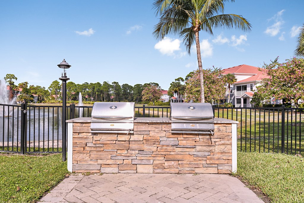 Community with grilling area at Ashlar, Fort Myers, Florida
