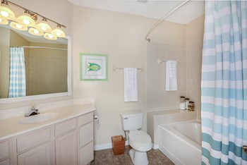 Bathroom Bathroom | Bay Breeze Villas - Photo Gallery 6