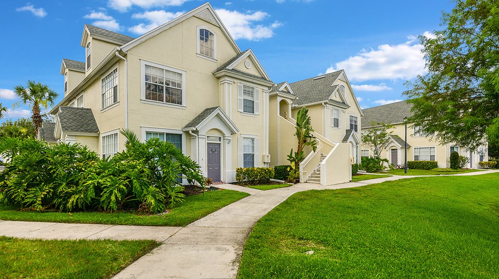 Apartment exterior   at Bay Harbor, Fort Myers, Florida