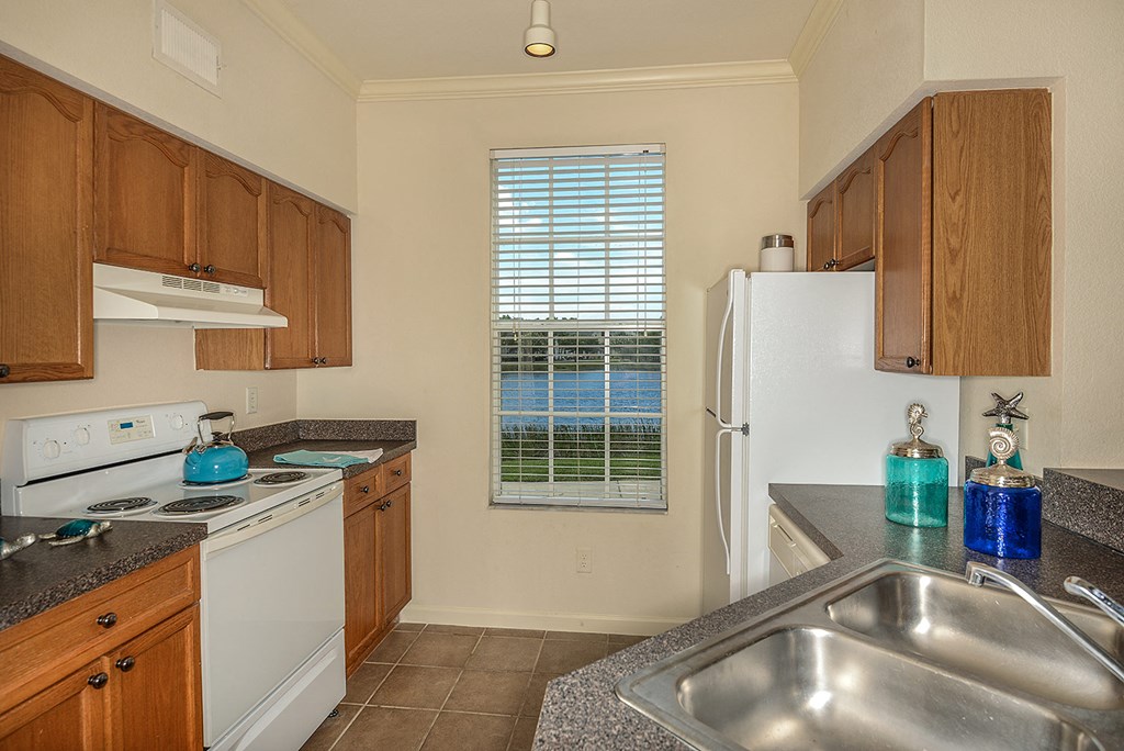 Kitchen   at Bay Harbor, Fort Myers, FL