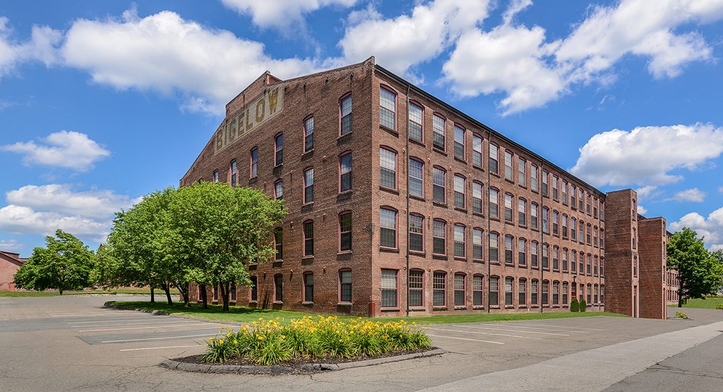 Welcome to Bigelow Commons! at Bigelow Commons, Enfield, 06082