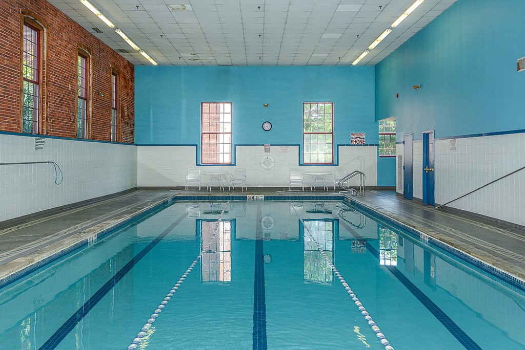 Indoor pool Indoor pool at Bigelow Commons, Connecticut, 06082