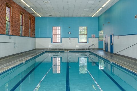 Indoor pool | Bigelow Commons