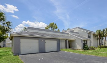Garage parking available  | Caribbean Villas - Photo Gallery 18