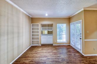 11282 Taylor Draper Lane 1-2 Beds Apartment for Rent - Photo Gallery 5