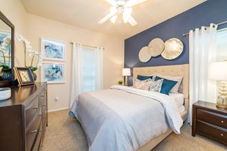 Bedroom | High Oaks