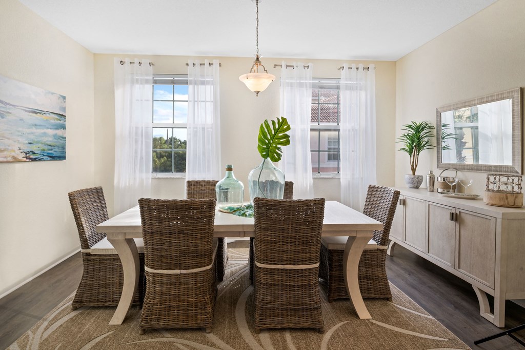 Dining room at Floresta, Florida