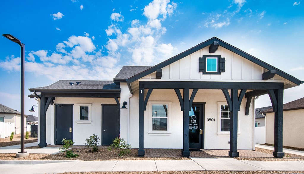 Leasing Center at Parke Place, Arizona