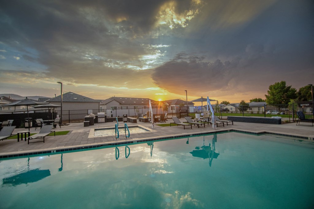 Pool at Parke Place, Arizona