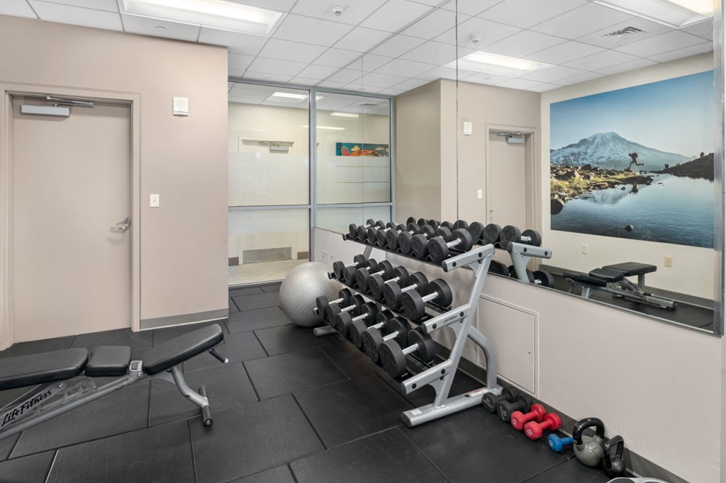 Fitness center at Hartford 21, Hartford, CT