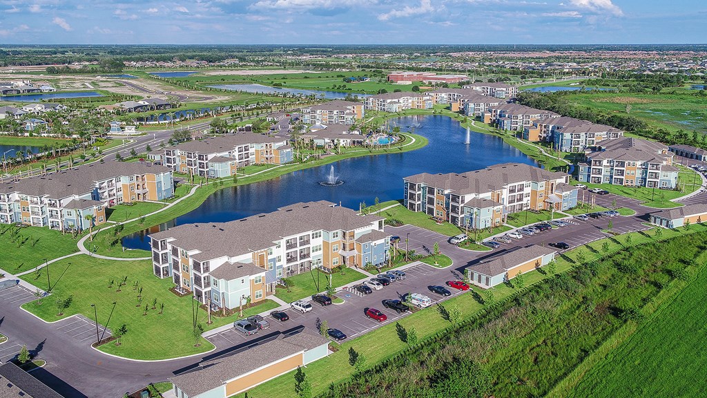 Aerial view at Echo Lake, Bradenton, FL