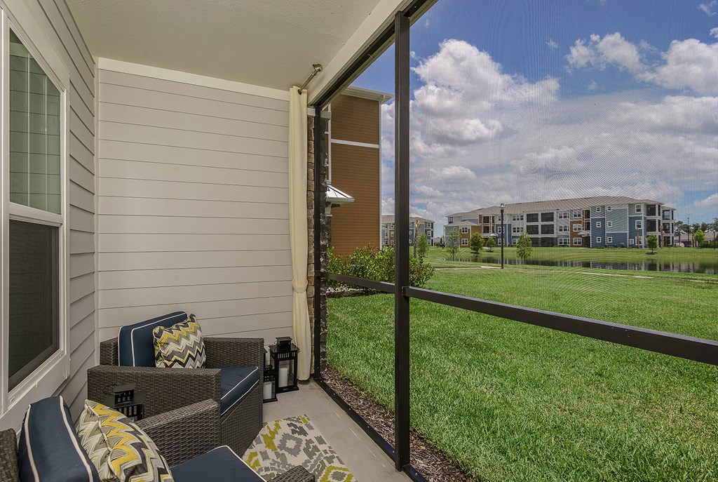 Private patios and balconies at Echo Lake, Florida, 34211