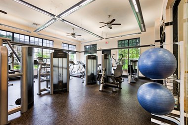 Fitness center  | Estates at Heathbrook - Photo Gallery 3