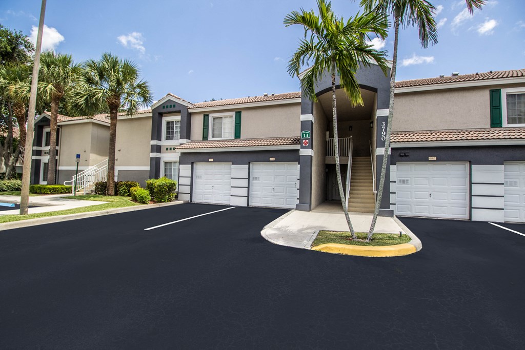 Garages available at Gateway Club, Boynton Beach, FL, 33436