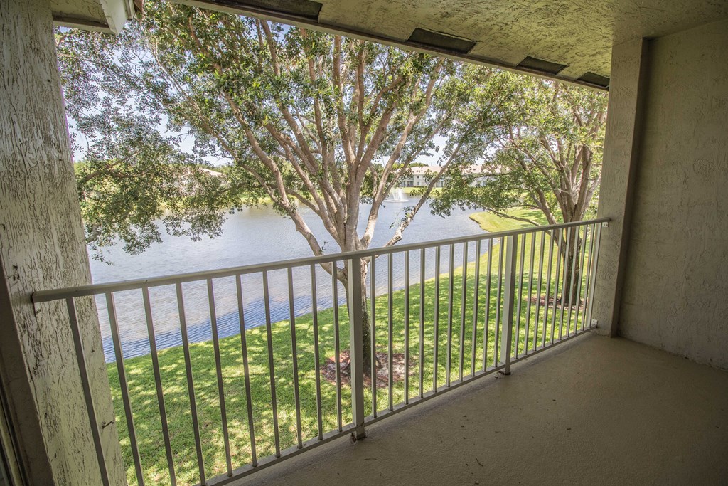 Private balconies and patios at Gateway Club, Florida, 33436