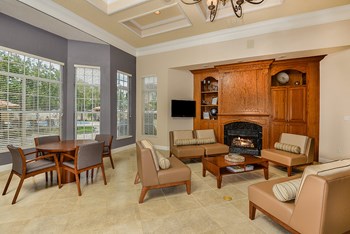 Clubhouse  | Grandeville on Saxon - Photo Gallery 26