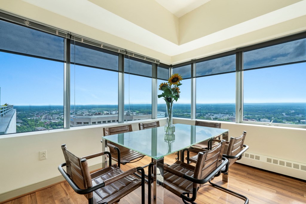 Penthouse dining room at Hartford 21, Hartford, CT, 06103