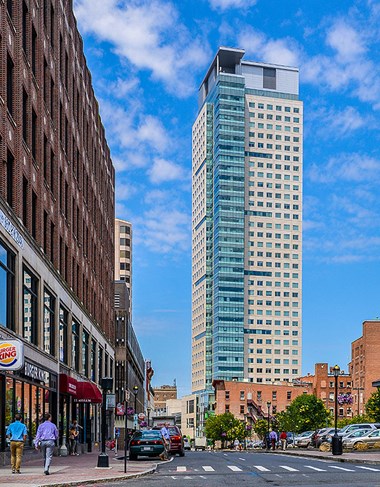 Live in the heart of downtown | Hartford 21 - Photo Gallery 2