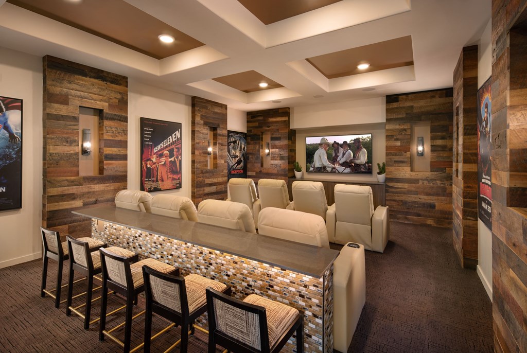 Resident Cinema Roomat Homestead Talking Glass, Prescott Valley, 86314