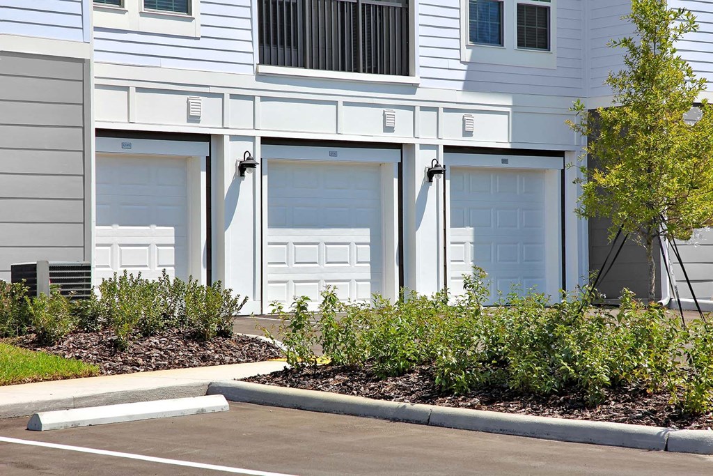 Garages at Terra Bella Apartments, FL