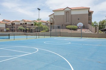 Basketball court Basketball court | Promontory - Photo Gallery 4