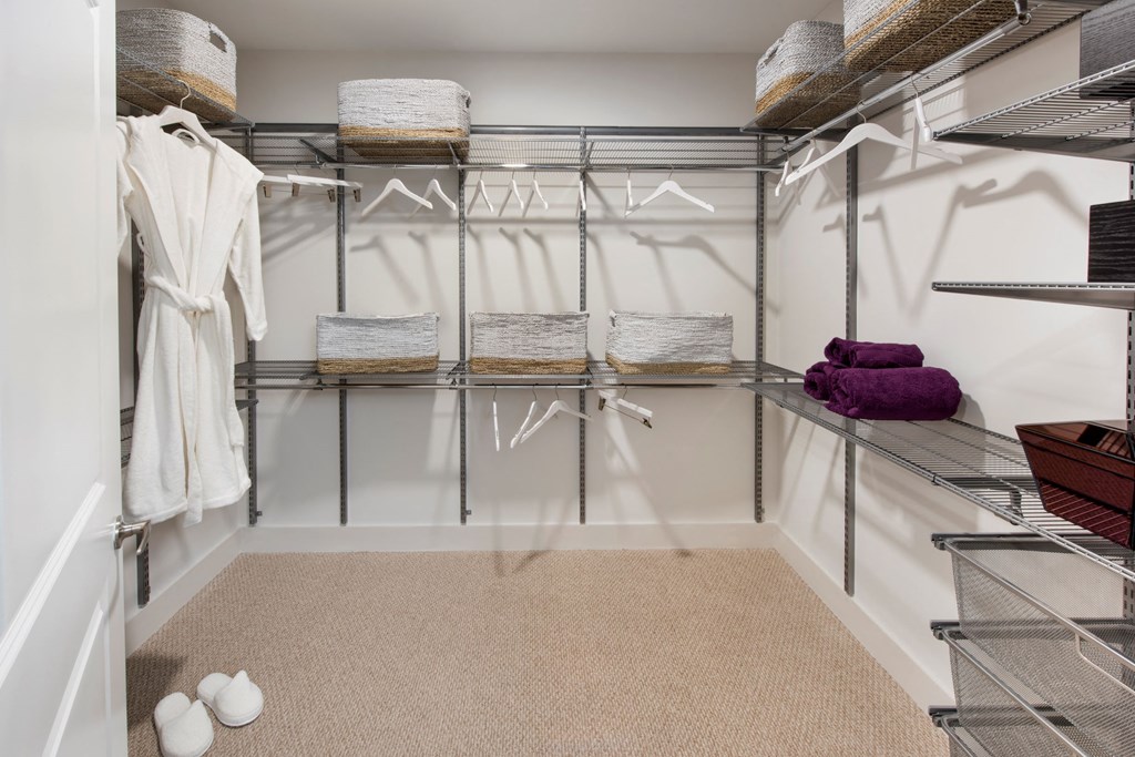 Spacious closets at Glenn Perimeter, Atlanta, 30328