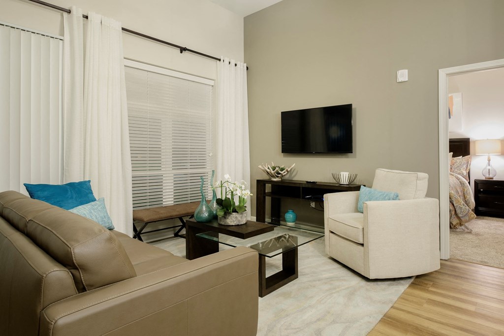 Living room at Lofts at Zebulon, Macon