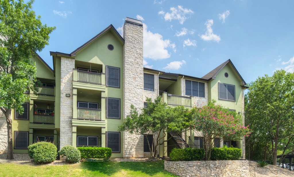 Apartment Exterior at Museo, Austin, TX