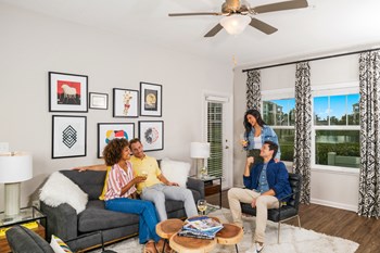 Living Room Living room | Echo Lake - Photo Gallery 3