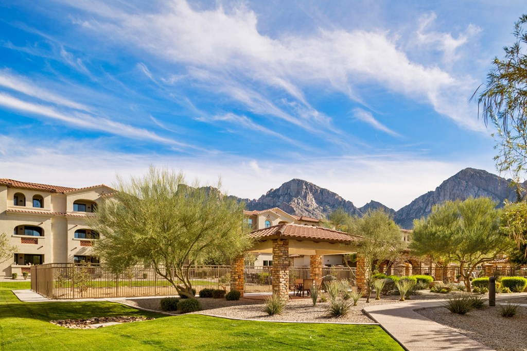 Apartments with mountain views at Villas at San Dorado, Oro Valley