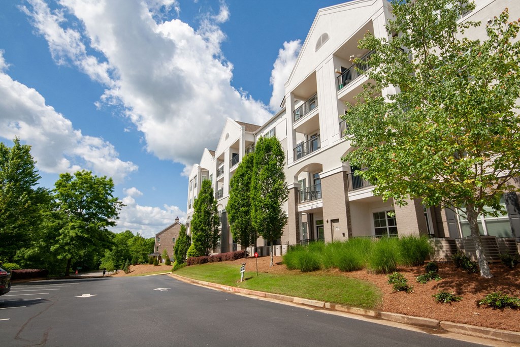 1 and 2 bedroom apartment homes at Emblem Alpharetta, Alpharetta, GA, 30009