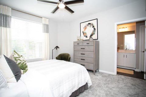 Bedroom | Emblem Alpharetta