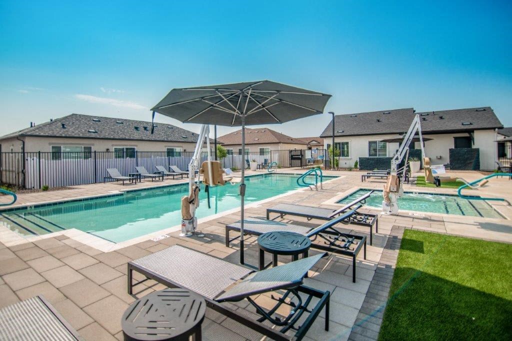 Pool and Lounge Area at Parke Place, Prescott Valley, Arizona